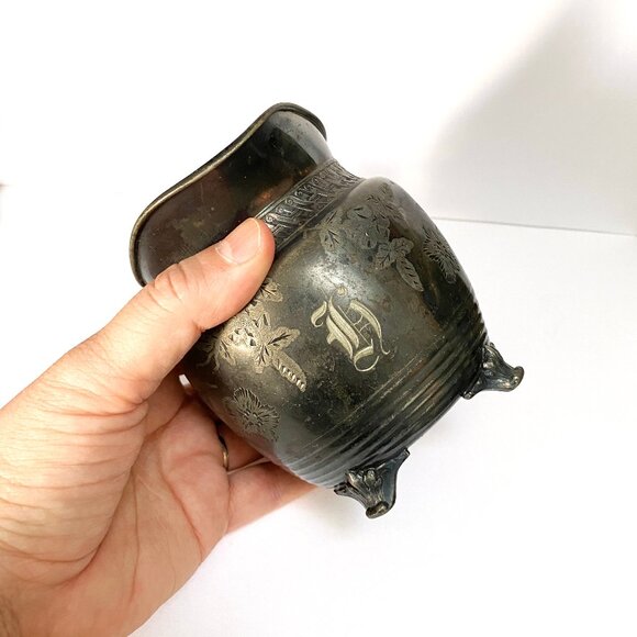 Vintage Reed and Barton Silver Plated Matching Cream and Sugar Set - Picture 2 of 9